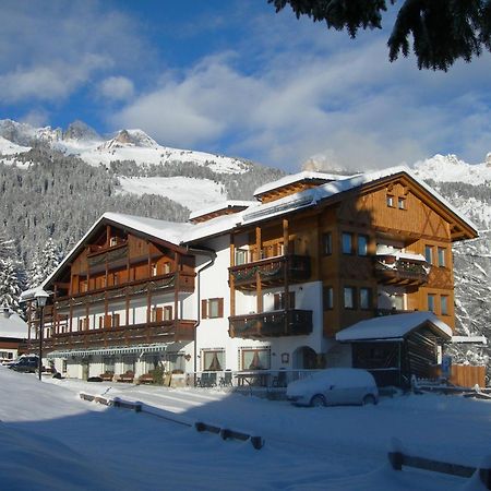 Hotel Gran Mugon Vigo di Fassa Kültér fotó